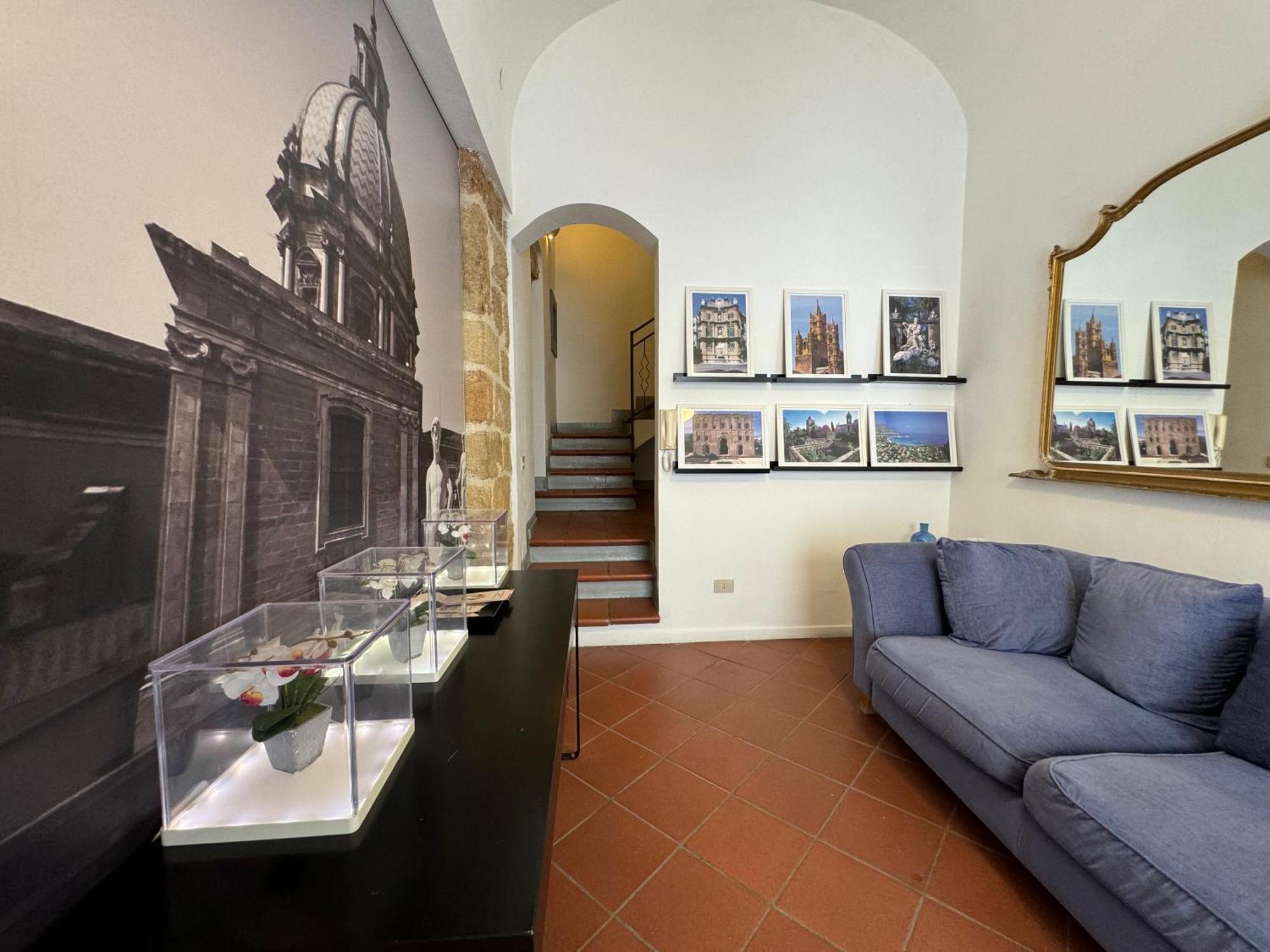 B&B Antichi Colori Cinisi Bagian luar foto