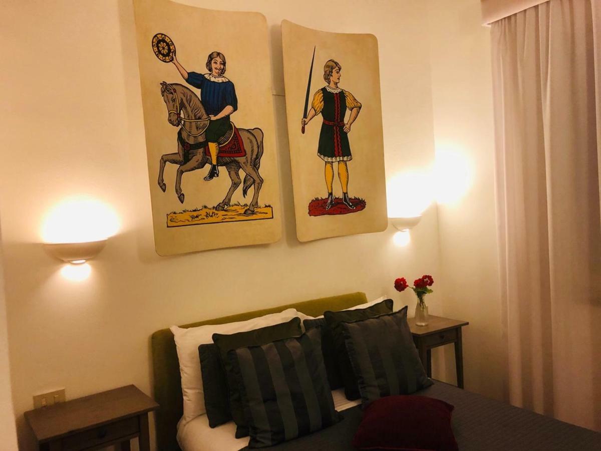 B&B Antichi Colori Cinisi Bagian luar foto